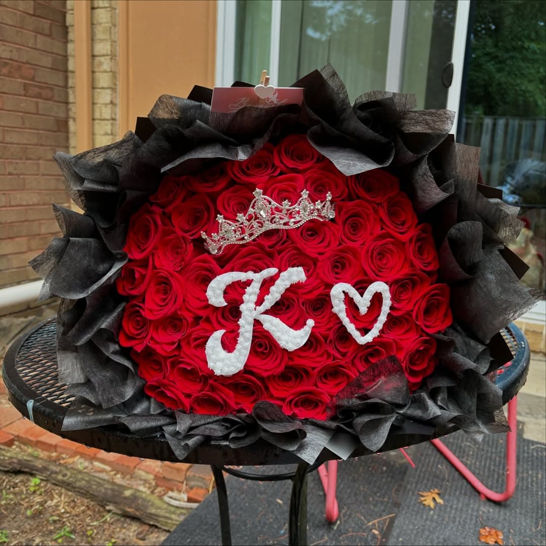 Celebration florals by Bouquets by Naomy